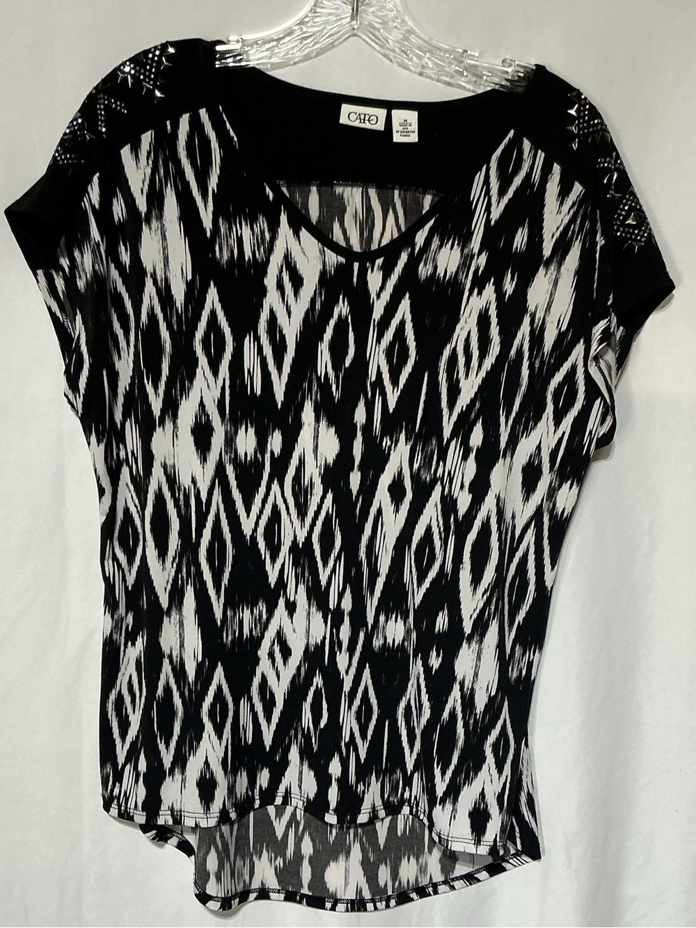 Cato Black & White Geometric Print Embellished Shoulders Top Sz M